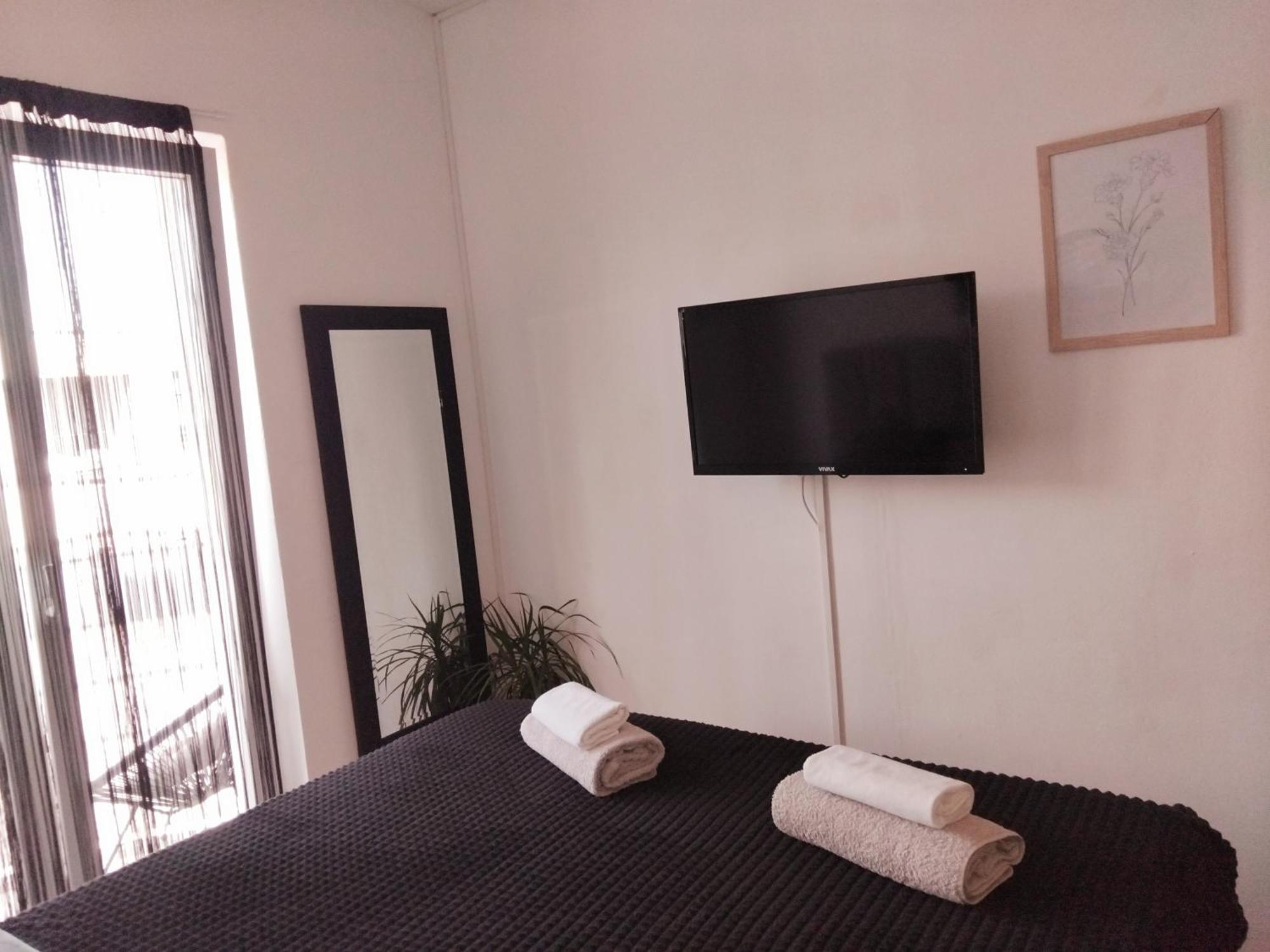شقة Studio Apartman Marly بولا المظهر الخارجي الصورة
